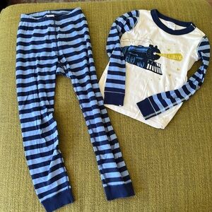 Hanna Andersson Polar Express pajamas 6-7